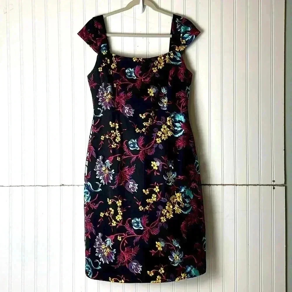 Nicole Miller Heavily Embroidered Black dress. Size 12 work party vacation date